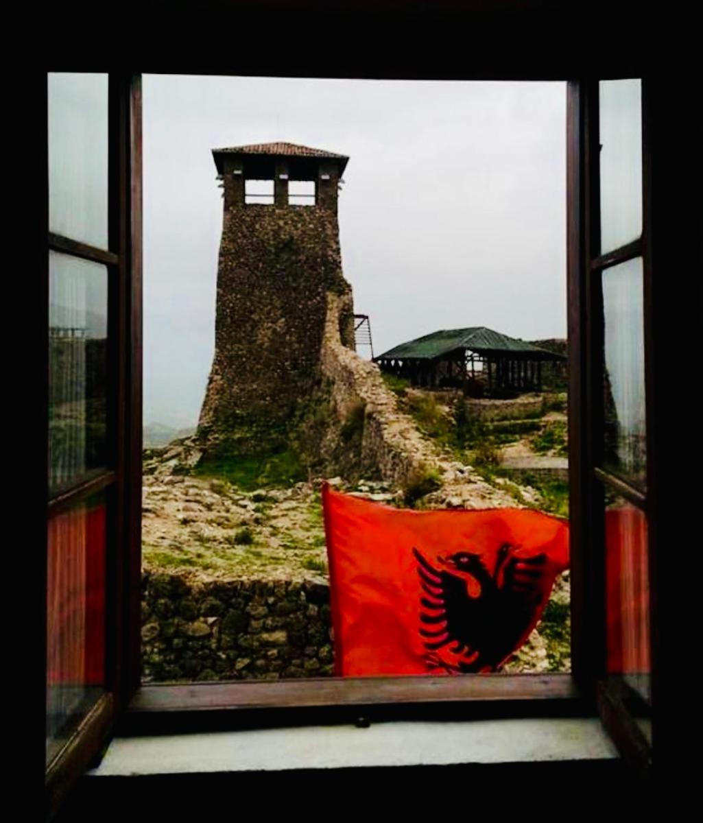 Gasthof Emiliano Castle Of Krujë